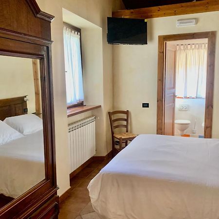 Agriturismo Il Talento Nella Quiete Кастильоне-д'Интельви Экстерьер фото