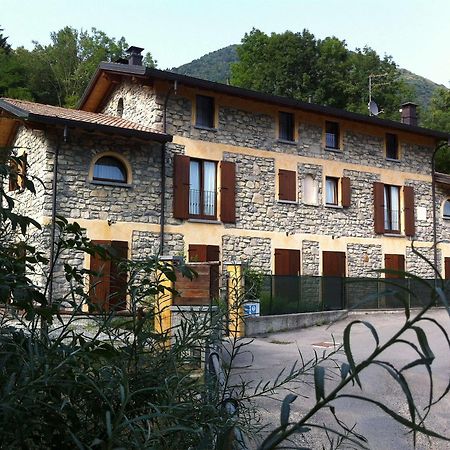 Agriturismo Il Talento Nella Quiete Кастильоне-д'Интельви Экстерьер фото