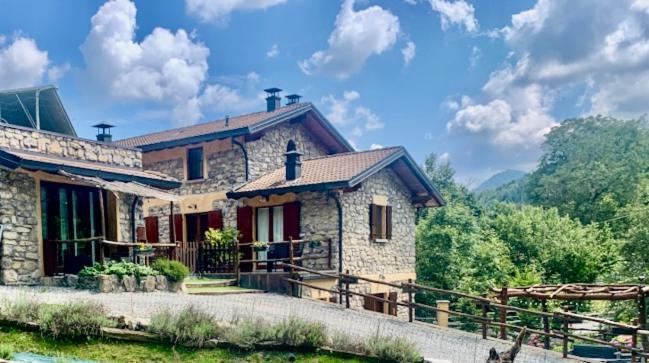 Agriturismo Il Talento Nella Quiete Кастильоне-д'Интельви Экстерьер фото